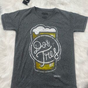 aerie Dark Gray Short Sleeve Graphic Tee with Yellow Beer Glass Print